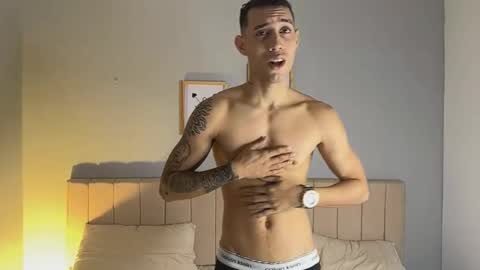 elier_jhonson1 online show from February 27, 3:12 pm