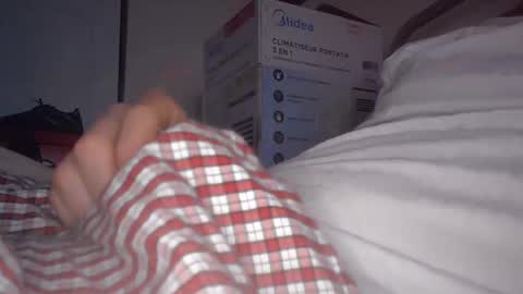 Snapshot of eliexavier123456789 chatting on December 16, 7:15 am eliexavier123456789 online show from December 16, 7:15 am