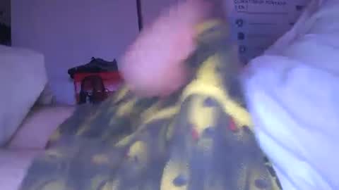 Snapshot of eliexavier123456789 chatting on February 3, 5:40 am eliexavier123456789 online show from February 3, 5:40 am