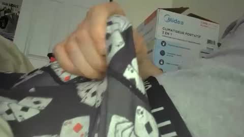 Snapshot of eliexavier123456789 chatting on February 16, 5:37 pm eliexavier123456789 online show from February 16, 5:37 pm