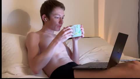 Eli Grayson online show from January 15, 2:05 am