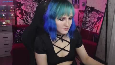 Snapshot of elika_kay chatting on October 12, 9:25 pm  MORE ME   online show from October 12, 9:25 pm