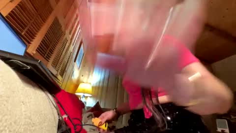 elimaye online show from December 31, 6:27 am