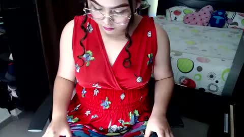 Elina  online show from March 7, 6:11 pm