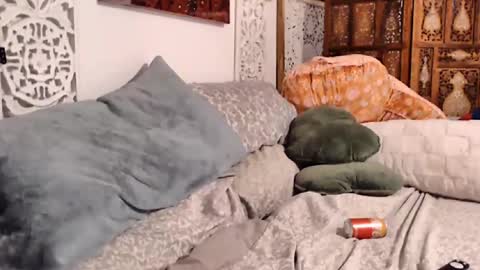 Elinah online show from November 4, 4:00 am