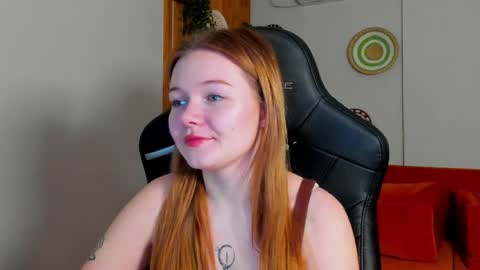 elinavale online show from March 22, 5:11 am