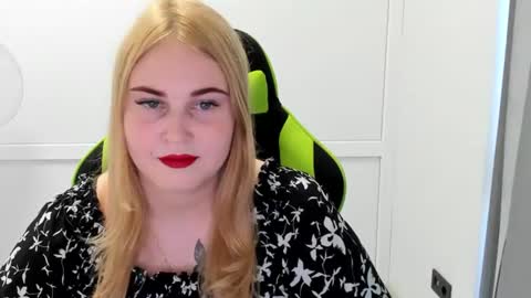 Elina online show from June 30, 9:32 am