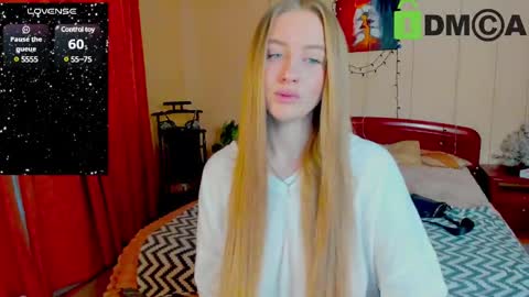 Snapshot of elinor_faith chatting on January 4, 9:54 am elinor_faith online show from January 4, 9:54 am
