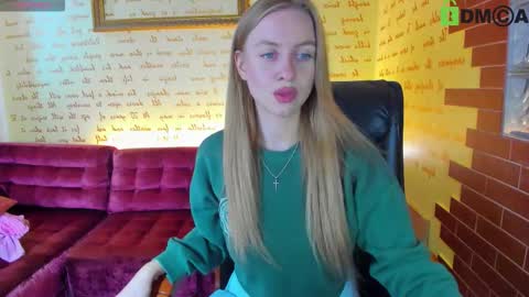 elinor_faith online show from November 5, 8:36 am