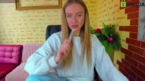 elinor_faith online show from November 12, 10:48 am