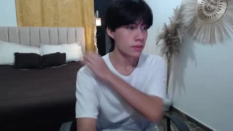 ELIO online show from November 15, 1:36 am