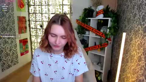 Elis  online show from November 13, 2:43 am