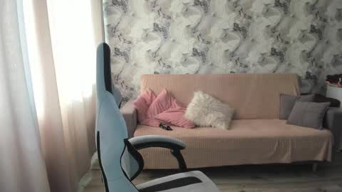 Aletta Oushen online show from October 19, 9:10 am