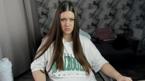 Snapshot of elisa_kollin chatting on March 14, 11:48 am Aletta Oushen online show from March 14, 11:48 am