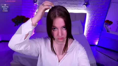 Snapshot of elisabeth_binder chatting on June 2, 3:52 am your sweet Lisa online show from June 2, 3:52 am