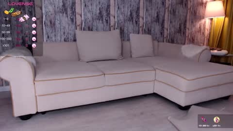 elisabeth_jason online show from December 18, 9:04 am