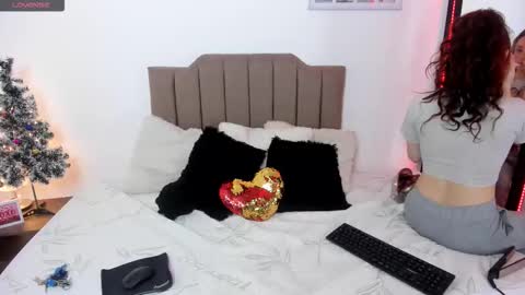 Elizabeth  online show from December 14, 10:09 am