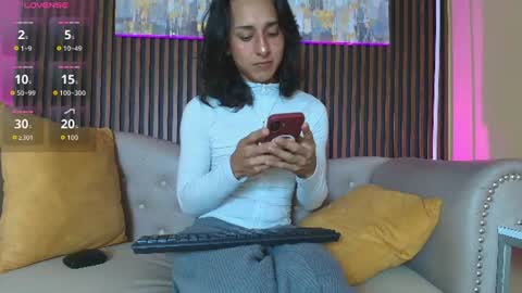 Elisa Sue online show from July 2, 4:07 am