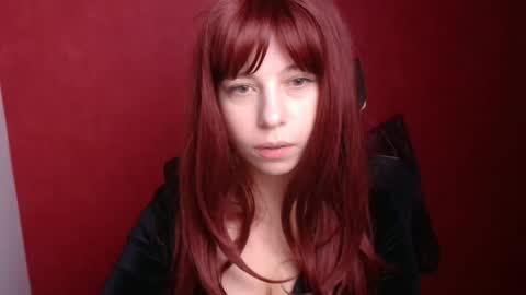 Snapshot of elise_kissu_ chatting on October 2, 1:40 pm Alice online show from October 2, 1:40 pm