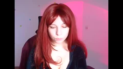 Snapshot of elise_kissu_ chatting on October 13, 11:32 am Alice online show from October 13, 11:32 am