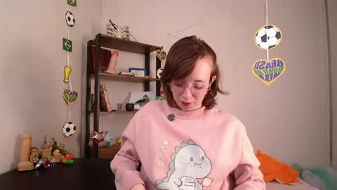 elise_nyx online show from June 9, 11:55 am