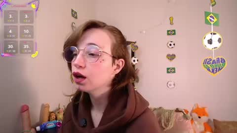 elise_nyx online show from June 23, 12:47 pm