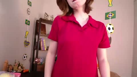 elise_nyx online show from June 25, 1:59 pm