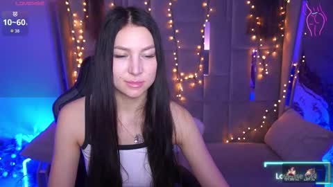 Snapshot of elisevelour chatting on February 25, 2:05 pm elisevelour online show from February 25, 2:05 pm