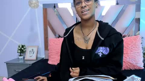 elit noa online show from February 12, 12:27 am