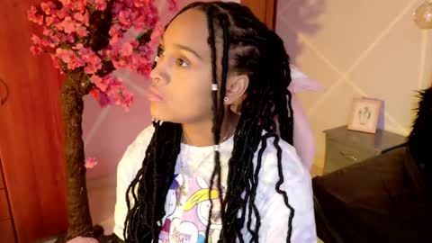 elit noa online show from September 24, 7:50 pm