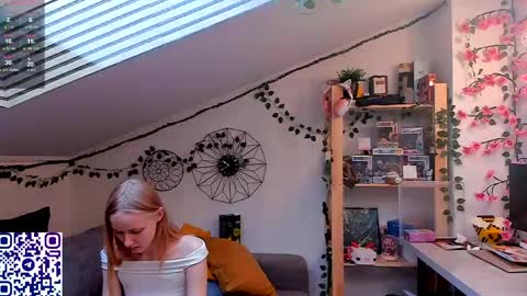 EliteEros online show from June 1, 2:30 pm