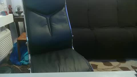 Snapshot of eliteindulgence chatting on November 2, 11:51 pm eliteindulgence online show from November 2, 11:51 pm