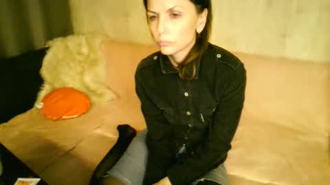 Snapshot of elizabe_th chatting on September 16, 2:45 am Elizabethangel online show from September 16, 2:45 am