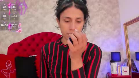 Elizabet Taylor online show from November 14, 3:33 pm