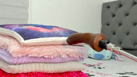 ELIZA online show from April 6, 4:46 am