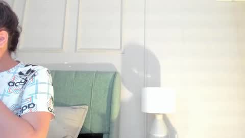 elizabeth online show from January 17, 7:39 pm