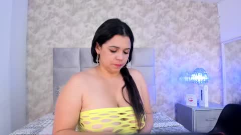 Elizabeth online show from January 17, 9:50 pm