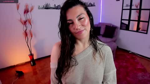 Elizabeth online show from December 2, 4:31 pm