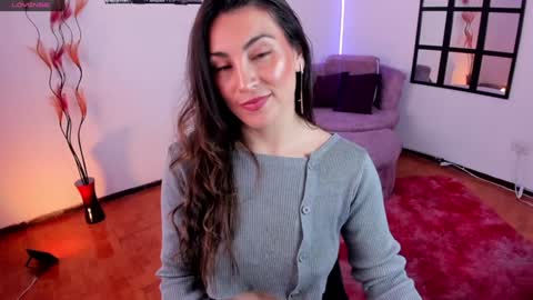 Elizabeth online show from January 9, 6:15 pm