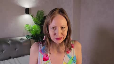 Elizabeth online show from March 12, 8:53 am