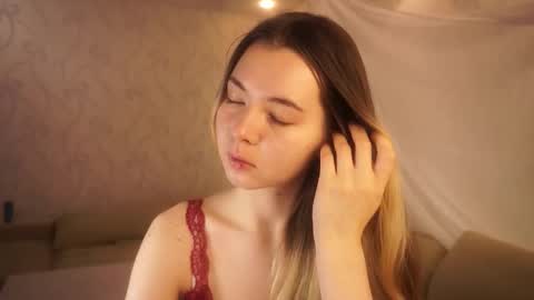 Elizabeth online show from October 21, 6:41 pm