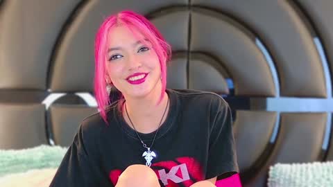 Snapshot of elizabetthkitty chatting on January 24, 7:07 pm Elizabet online show from January 24, 7:07 pm