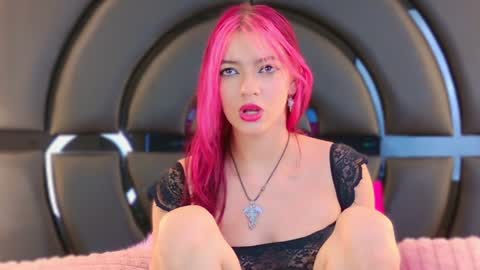 Snapshot of elizabetthkitty chatting on February 4, 7:11 pm Elizabet online show from February 4, 7:11 pm