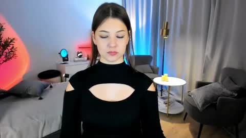 Snapshot of elizamild chatting on April 11, 1:15 pm Eliza online show from April 11, 1:15 pm