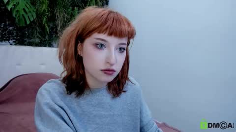 Eliza online show from November 29, 9:51 pm