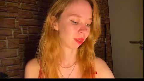 Snapshot of elizastorm chatting on July 17, 4:56 pm Eliza online show from July 17, 4:56 pm