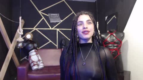   online show from December 14, 4:12 am