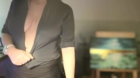 Snapshot of elizzo chatting on March 21, 4:28 am Eliekind online show from March 21, 4:28 am