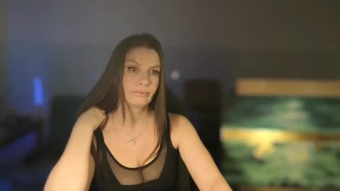 Snapshot of elizzo chatting on March 27, 4:07 am Eliekind online show from March 27, 4:07 am