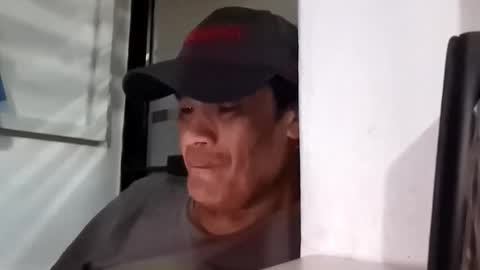 Snapshot of eljim323323 chatting on October 26, 8:20 am eljim323323 online show from October 26, 8:20 am